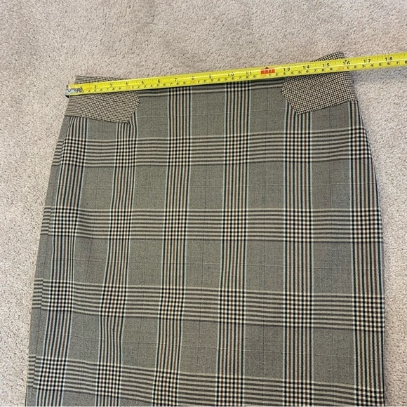 THE Limited brown black cream plaid check pencil skirt stretchy Sz 8 - Picture 12 of 14